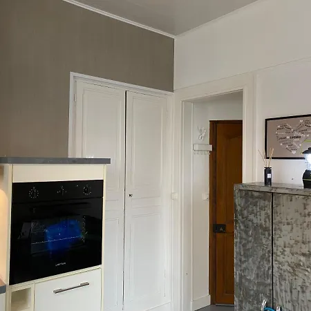 アパート Suzette