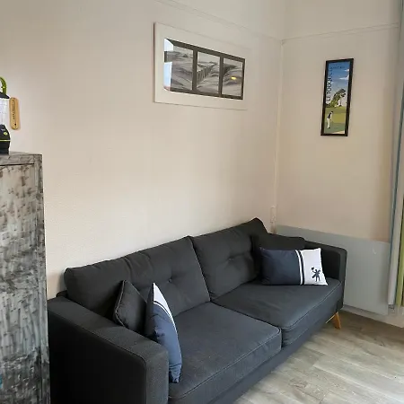 アパート Suzette *